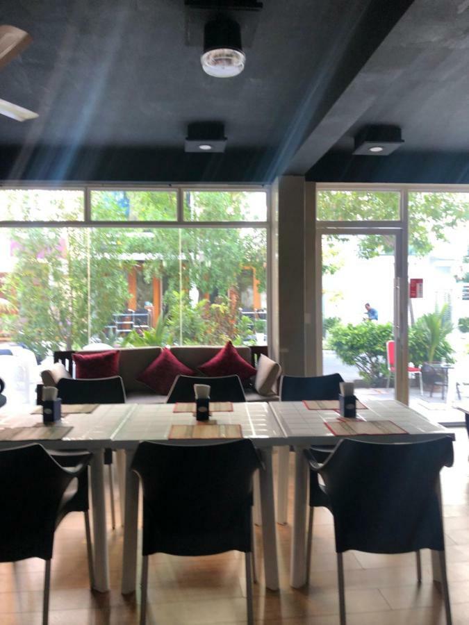 Beach Arena Inn Hulhumale Exterior foto